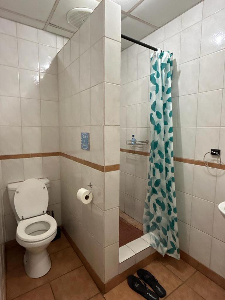 Blue Lantern Bed And Breakfast Kempton Park Habitación foto